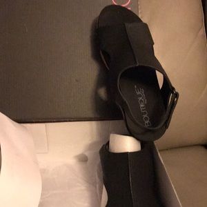 Corkys Carley size 9. New in box.